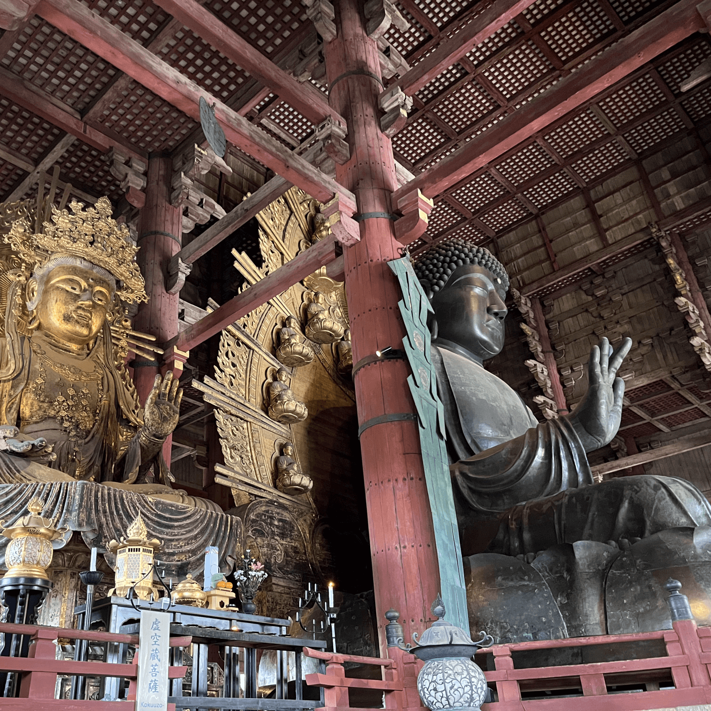 The great Buddha statue of Todai-ji